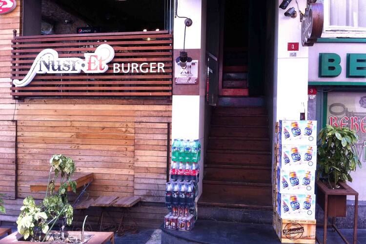 nusr et burger photos pictures of nusr et burger istanbul zomato